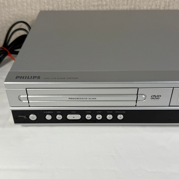 Philips DVD/VCR Player Combo DVP3340V REMOTE/CABLES *TESTED - WORKS GREAT* - Picture 8 of 9